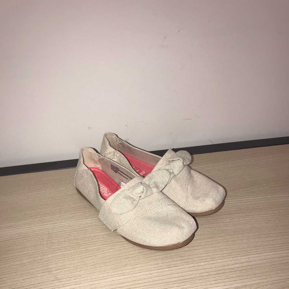 Nice Slip On Shoes for Girls!